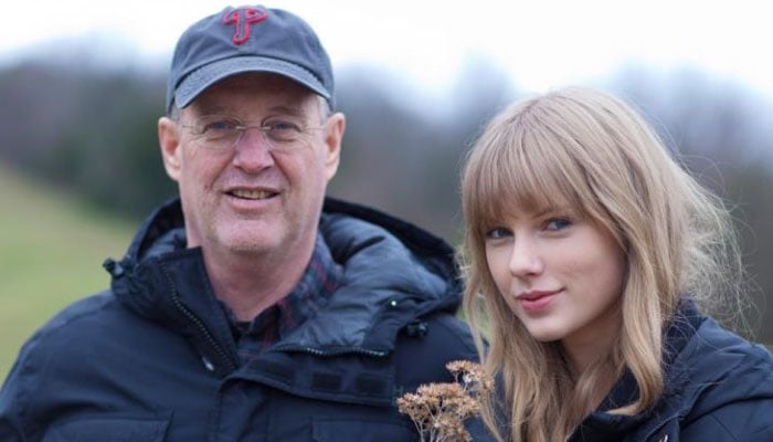 Taylor Swifts father Scott Swift once had a lengthy rant about the singer and her mother Andrea