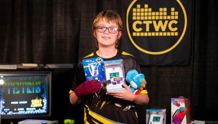 Willis Gibson breaks record on Tetris video game. — X/@agamescout