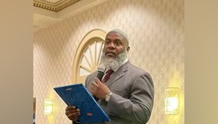 Masjid Muhammad-Newark Imam Hassan Sharif while delivering a sermon in this image. — Masjid Muhammad-Newark