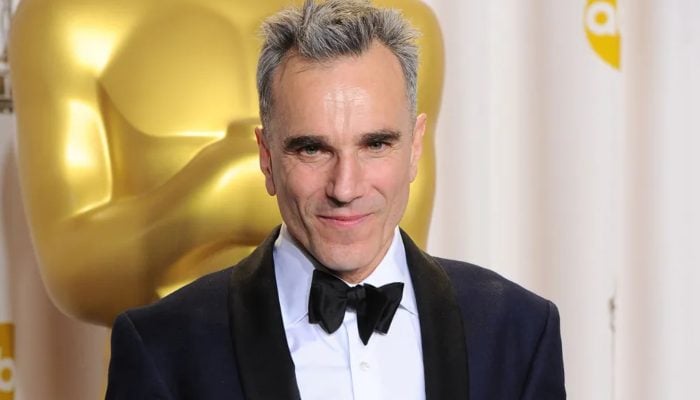 Retired Daniel Day-Lewis plans Hollywood comeback?