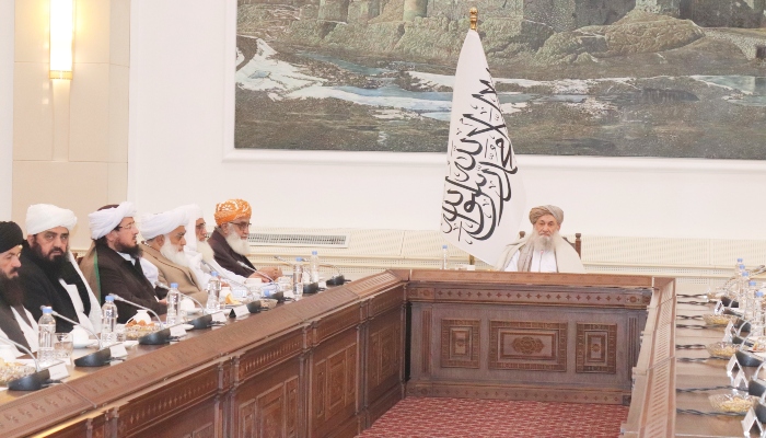 JUI-F chief Maulana Fazlur Rehman along with his delegation meets the Prime Minister of the Islamic Emirate of Afghanistan Mullah Muhammad Hasan Akhund. — X/juipakofficial