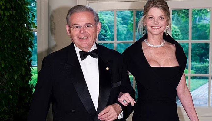 Beck is seen at the White House with New Jersey Senator Bob Menendez, at a dinner in honor of Mexicos president, Felipe Calderon.—Reuters