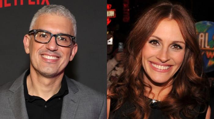 'Mr. Robot' director Sam Esmail gushes over Julia Roberts: 'America's sweetheart' - Vimarsana News