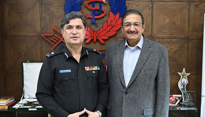 Sindh IG Riffat Mukhtar (left) and PCB Management Committee Chairman Zaka Ashraf meeting at Karachi’s Central Police Office on January 15, 2024. — Sindh Police