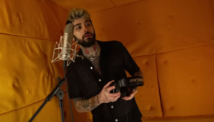 Former One Direction member and renowned singer Zayn Malik. — YouTube/@aurmusicband