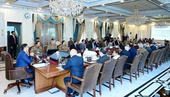 Caretaker Prime Minister Anwaar-ul-Haq Kakar while chairing a meeting in Islamabad. — APP/File
