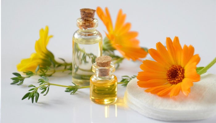 Aromatherapy at home: Five essential oils for a better mood