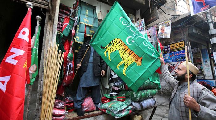 Instability vs gradualism Instability vs gradualism