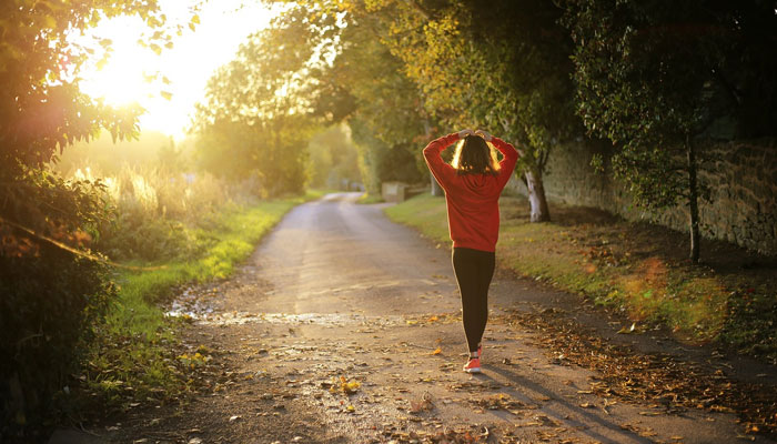 Top benefits of daily walking for health and wellness