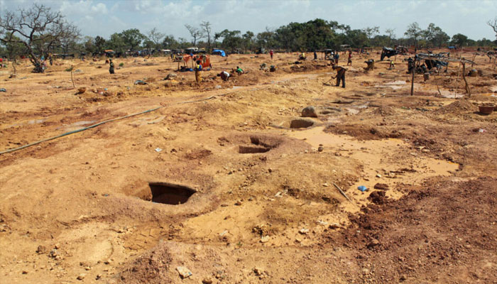 File photo: Numerous tunnel shafts can be seen in Koflatie, Mali, on October 28, 2014. © Sebastien Rieussec.—AFP/file