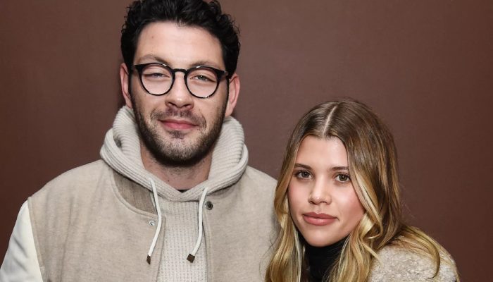 Sofia Richie announces first pregnancy with gender reveal details