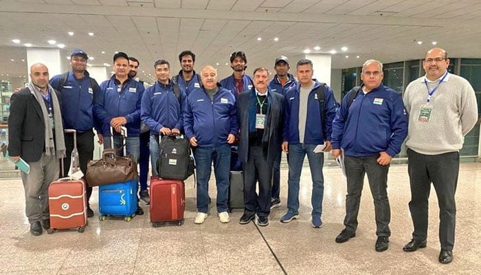 Indian tennis squad withPakistan Tennis Federation officials. —Pakistan Tennis Federation