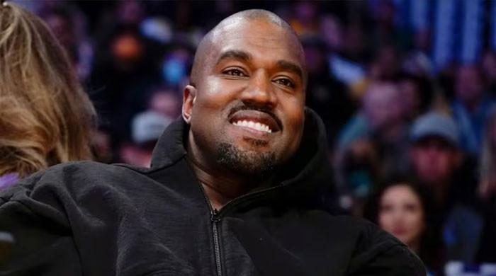 カニエ・ウェスト、Yeezyの新作シューズを嘲笑された疑惑でデザイナーを非難