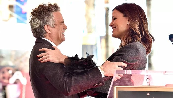 Jennifer Garner honors Mark Ruffalo at his Hollywood Walk of Fame ceremony