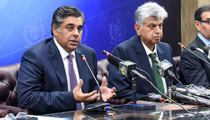 In this file photo, taken on September 8, 2023, Pakistan’s interim commerce minister Dr Gohar Ejaz (2nd left) speaks during a joint press conference along with other members of the caretaker cabinet in Islamabad.—APP/file