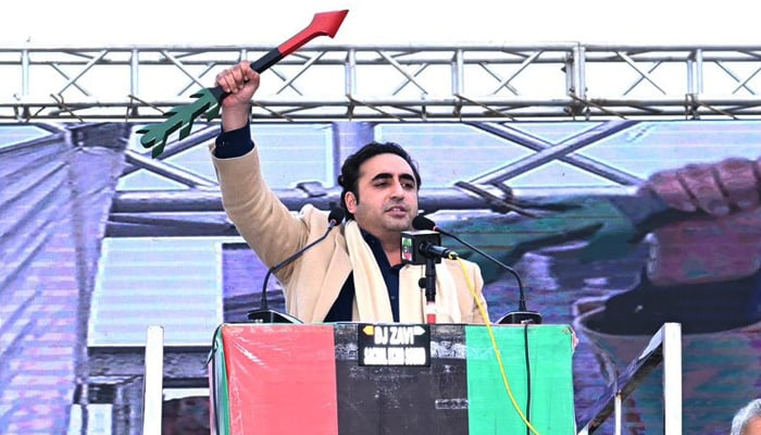PPP Chairman Bilawal Bhutto-Zardari waves the partys election symbol of arrow during the rally in Gujrat on January 25, 2024. — X/@MediaCellPPP