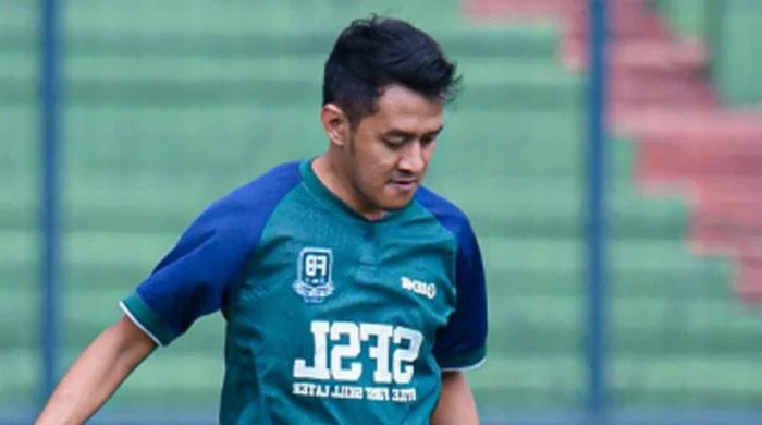 Pesepakbola Indonesia Septian Raharja meninggal dunia setelah tersambar petir saat bertanding