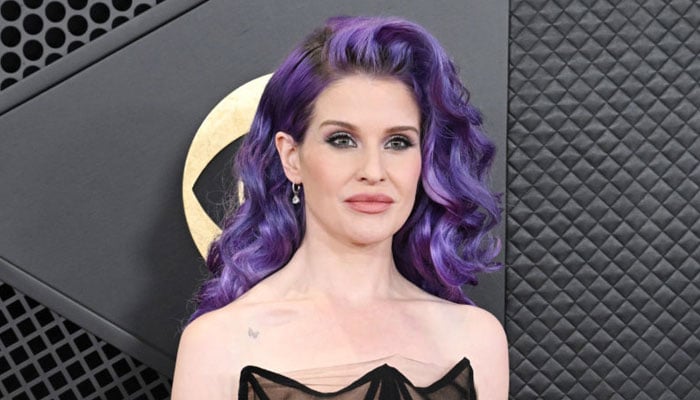 Kelly Osbourne becomes controversial drug defender