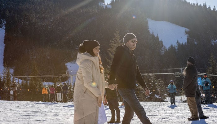 Prince Harrys new tell-all interview sparks reactions