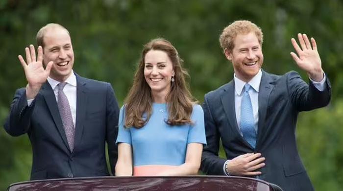 Prince Harry finally ending rift with Prince William, Kate Middleton? Prince Harry finally ending rift with Prince William, Kate Middleton?
