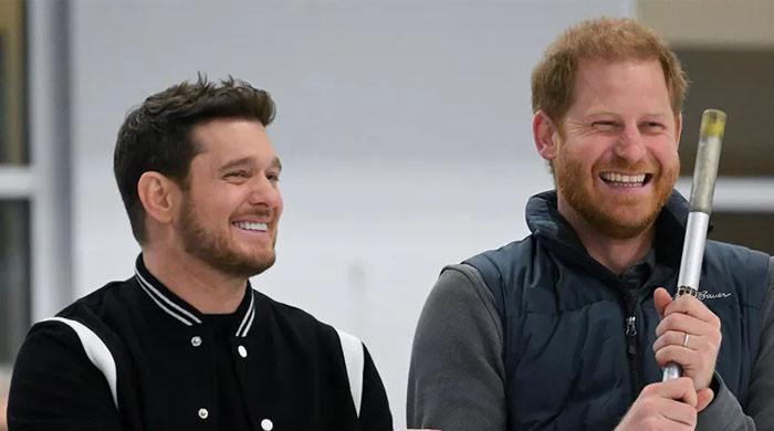 Michael Bublé praises Prince Harry for forging his 'own way' in life - Vimarsana News