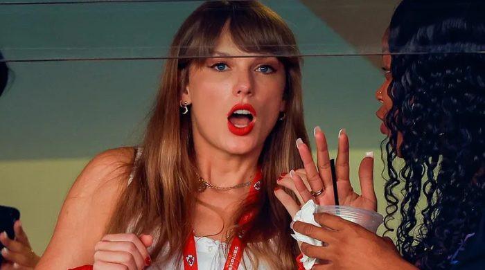 Taylor Swift gets heated reply from her private jet tracker - Vimarsana News