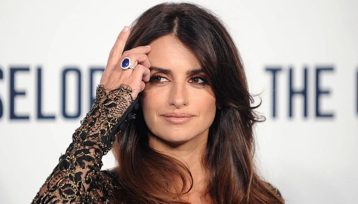 Photo: Penelope Cruz spills the beans on her favourite actress: She’s so patient