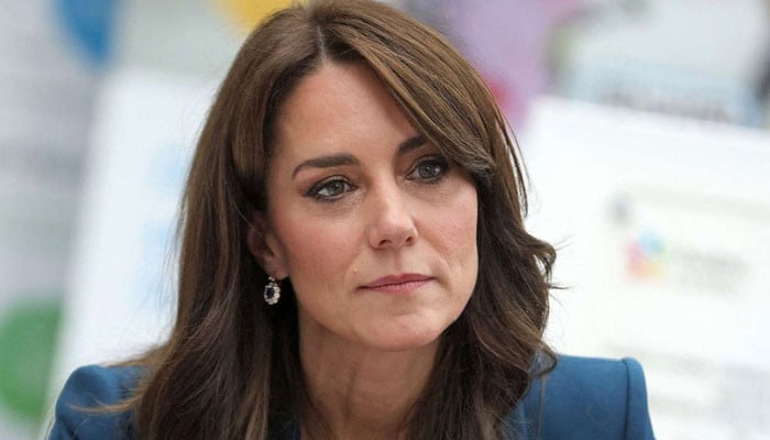 Panic increases as Kate Middleton continues to remain absent from public view