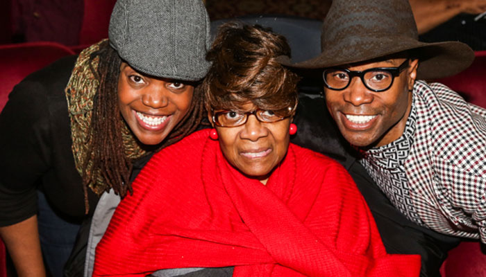 Billy Porter ‘heartbroken over mothers death, shares emotional tribute