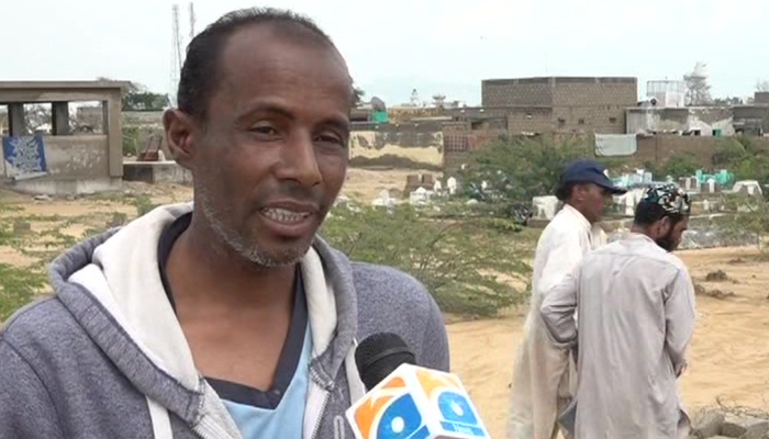 Rain-affected citizen,Habib, speaks to Geo News in Gwadar, on March 1, 2024. — Reporter