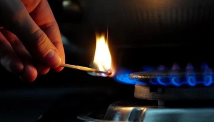 SSGC blames sudden shortage of gas from Naimat-Basal field of low-pressure. — AFP/File