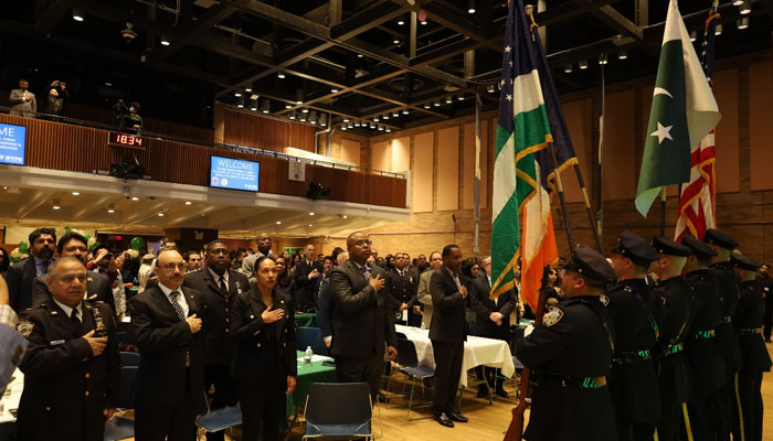 Dignitaries stand before the ceremonys commencement. — Embassy of Pakistan