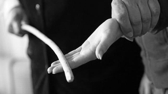 Teacher beats student 'to death' in Sargodha Teacher beats student 'to death' in Sargodha