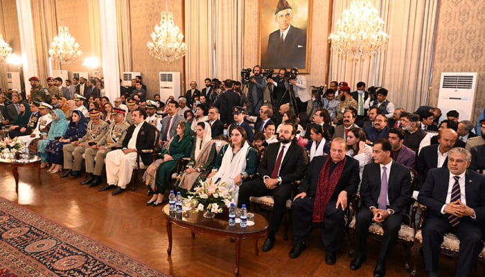 The attendees of the Zardaris oath-taking ceremony. — PPP Media Cell