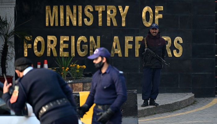 Islamabad Police personnel stand outside the Foreign Ministry in this undated picture. — AFP/File