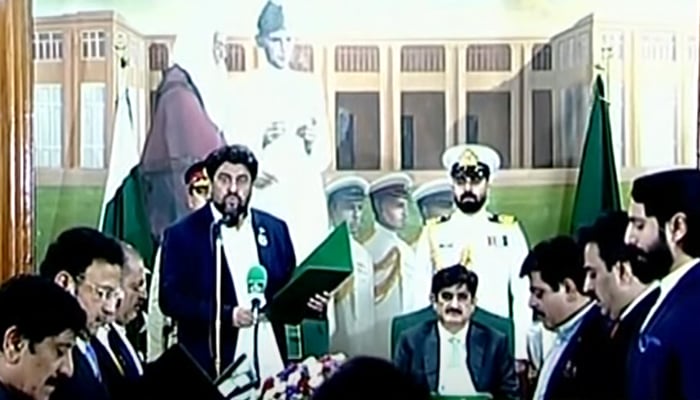 9-member Sindh cabinet takes oath of office in this still taken from a video on March 12, 2024. — YouTube/GeoNews