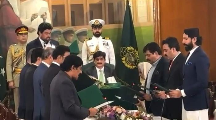 10-member Sindh cabinet takes oath of office 10-member Sindh cabinet takes oath of office