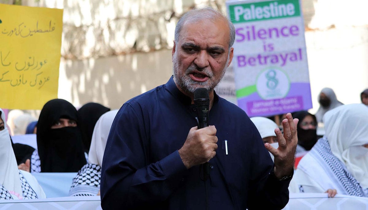 Jamaat-e-Islami (JI) Karachi Chief, Hafiz Naeem-ur-Rehman addresses during awareness walk (Aurat March) for Women Rights on the occasion of International Women’s Day, at Karachi press club on Friday, March 8, 2024. — PPI