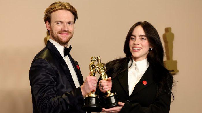 Billie Eilish lets fans in on her Oscars afterparty