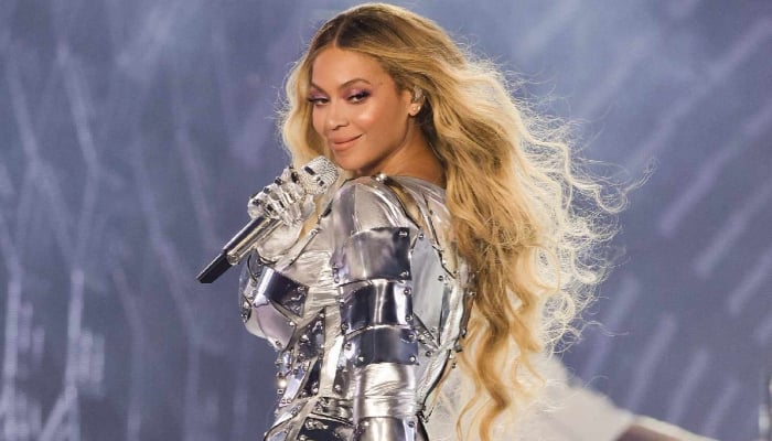 Photo: Beyonce makes shock admission about diving into country music
