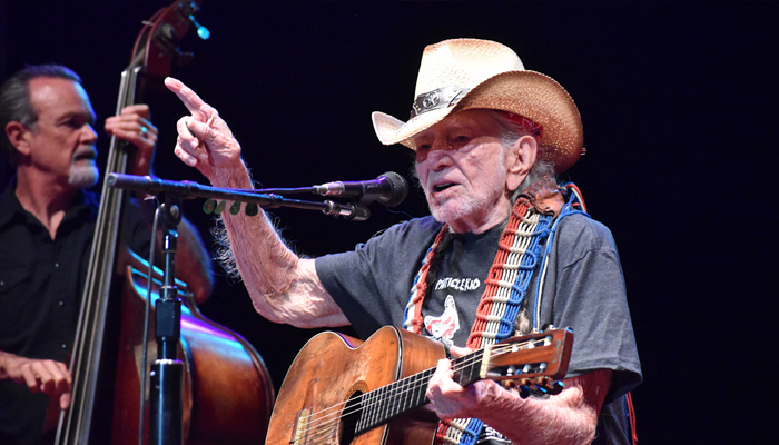 *-0*18529Willie Nelson reminisces hit song, What A Wonderful World+/