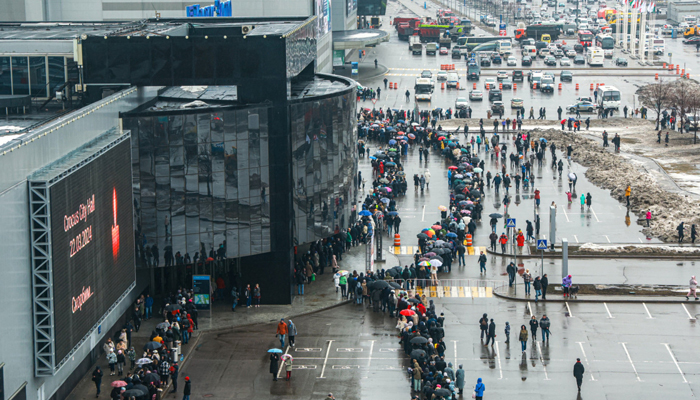 People line up on the site of Crocus City Hall in Moscow as Senator Marco Rubio warns Daesh could attempt a similar attack on the US. — Tass