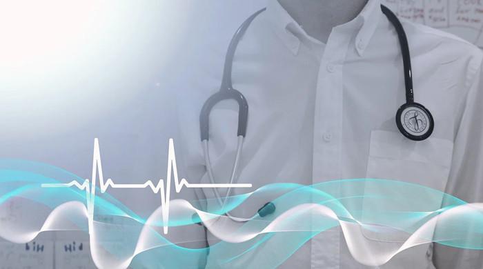 Everything to know about Hyperthyroidism with signs & symptoms