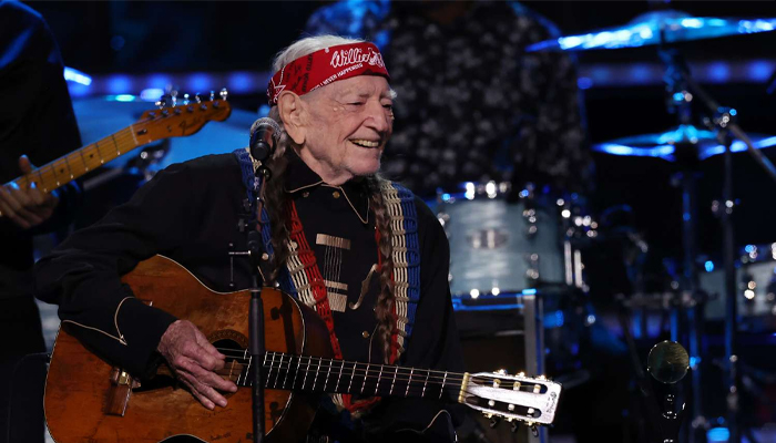 Willie Nelson celebrates 43rd anniversary of hit song