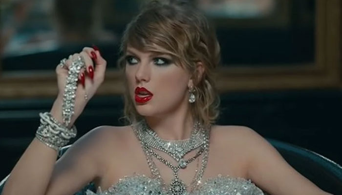 Stephen Colbert hilariously reacts to Taylor Swift billionaire status