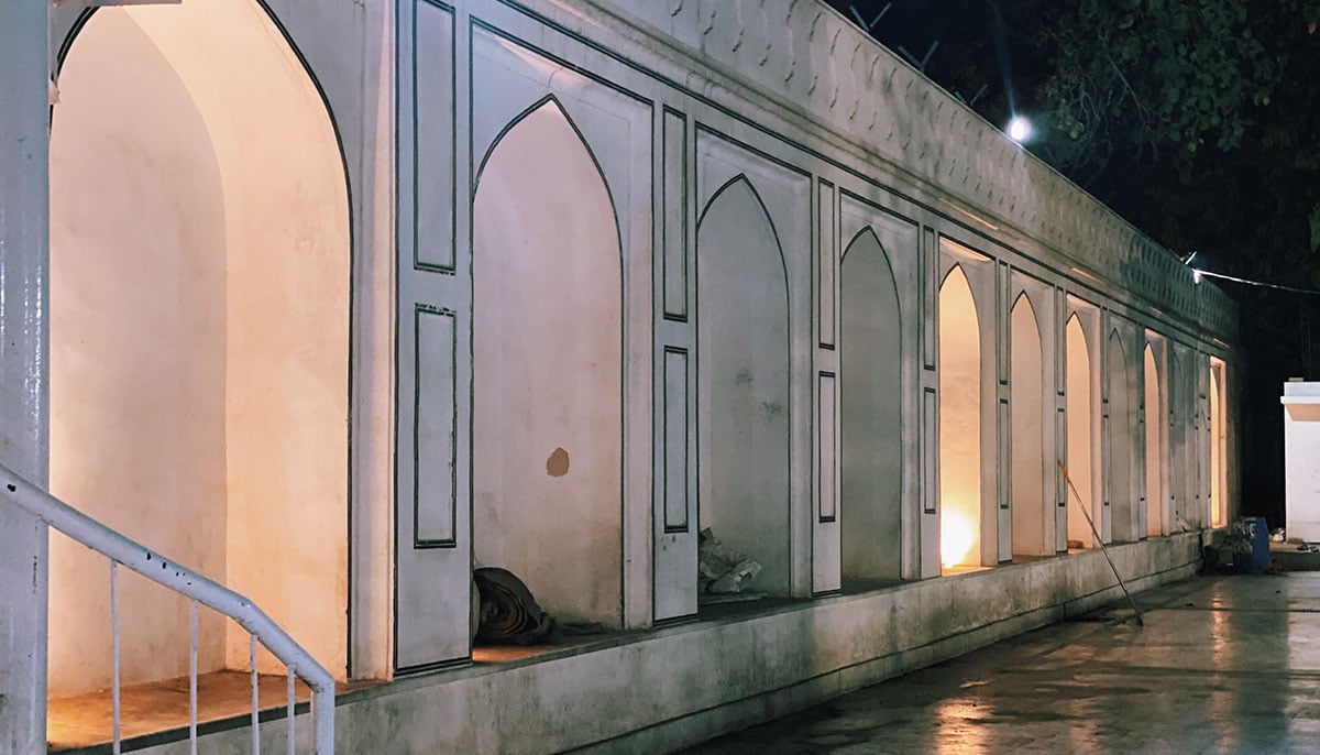 The empty courtyard in the compound of the Mian Mir shrine at sehri time. — Photo by author