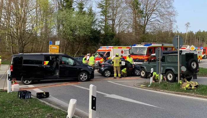 Eight people including Harry Kanes children were taken to nearby hospital after accident. — BBC via Hohenschäftlarn Volunteer Fire Department