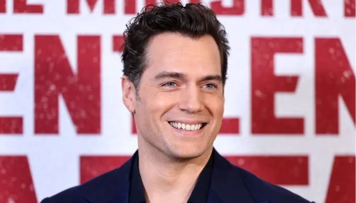 Henry Cavill jokes about post-credit scenes luck after superman snub