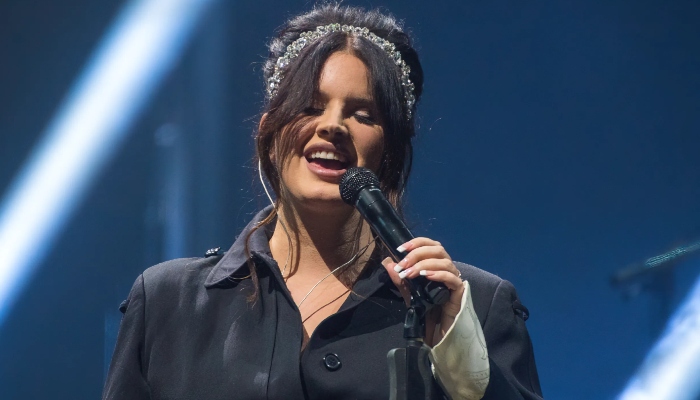 Photo:Lana Del Rey reveals recent set back ahead of Coachella