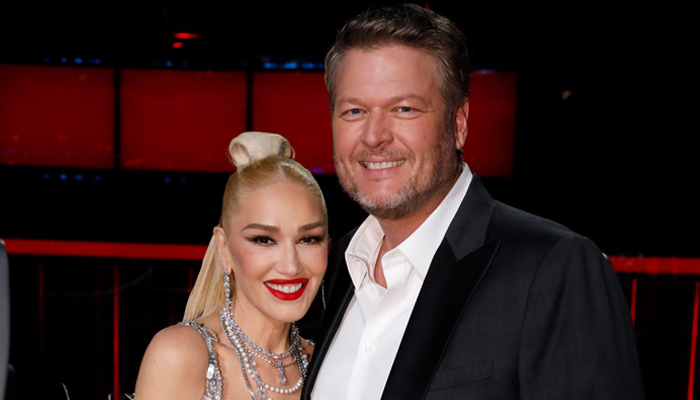 Blake Shelton opens bar with surprise Gwen Stefani appearance